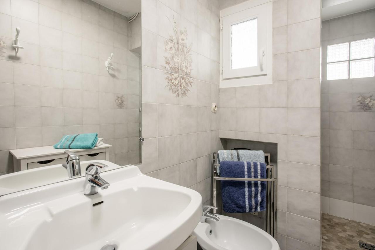 Location La Londe Apartment Exterior photo